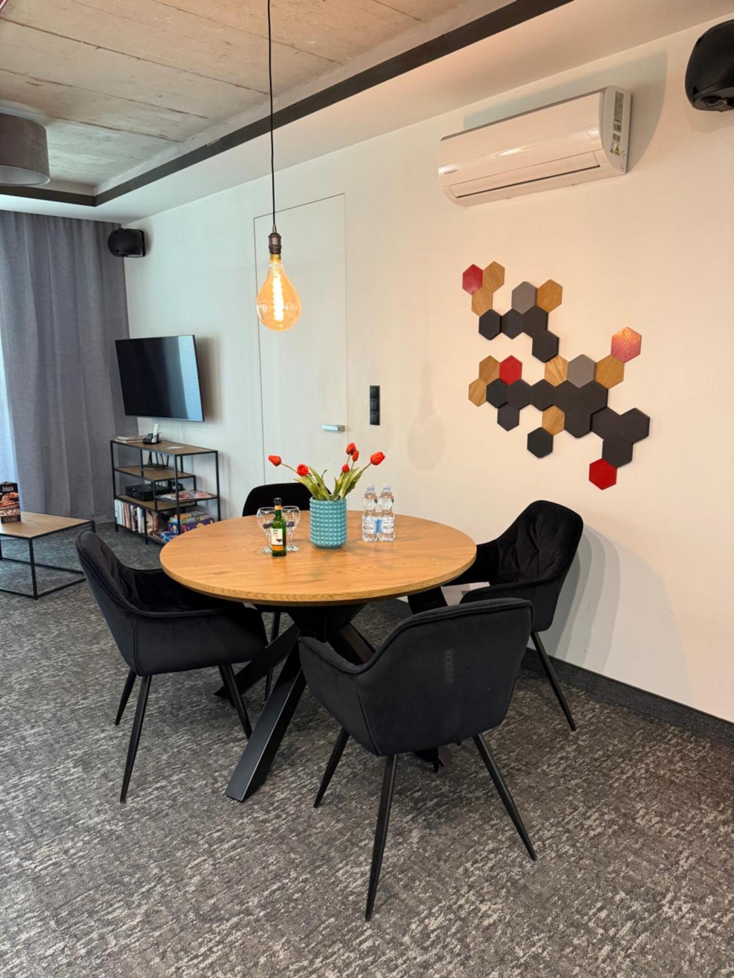 Apartament Aleja Wolnosci Nowy Sacz Bagian luar foto
